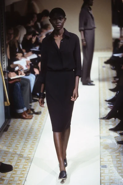 Look 27